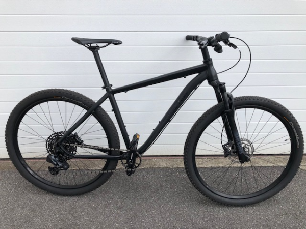 MKint mountainbike Sram 29″ mat zwart – 54 cm